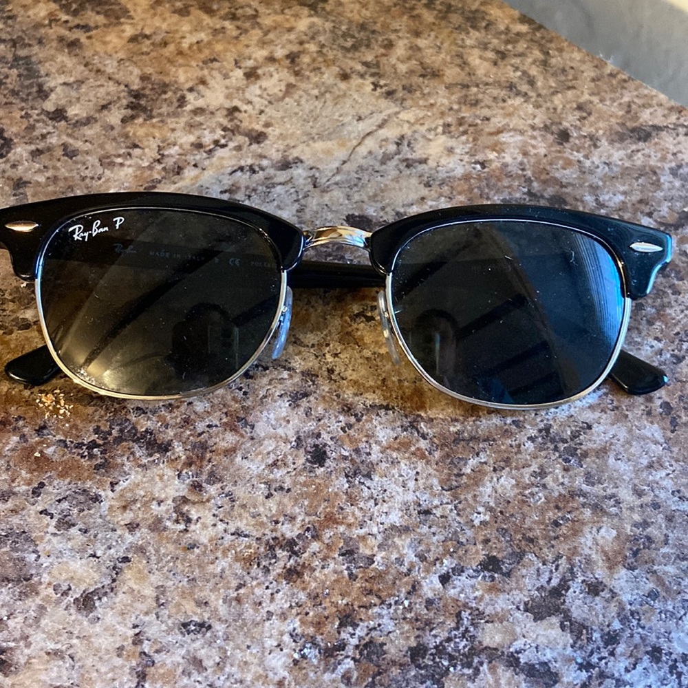 Women’s Ray-Ban Sunglasses